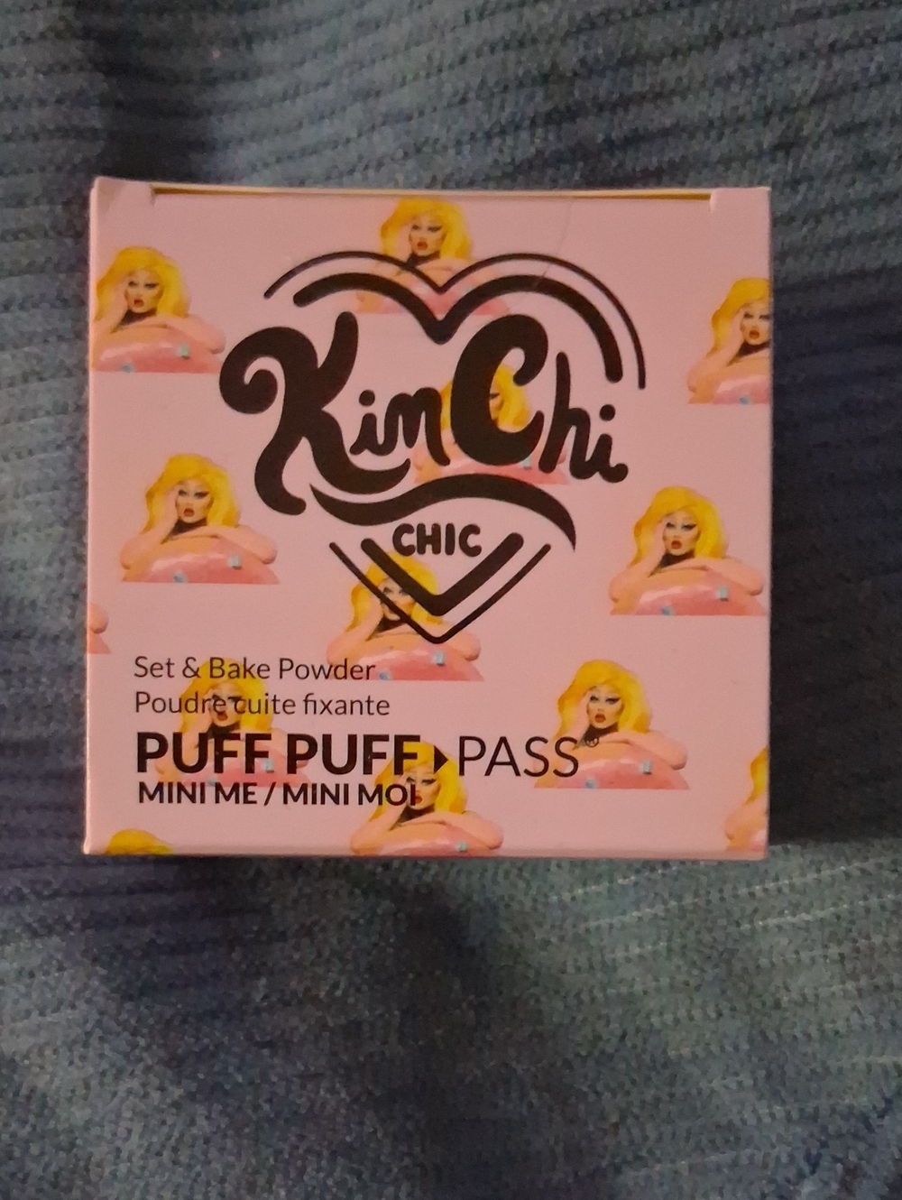 Kimchi Chic Beauty Translucent Mini Bake Powder - Light Pink Box